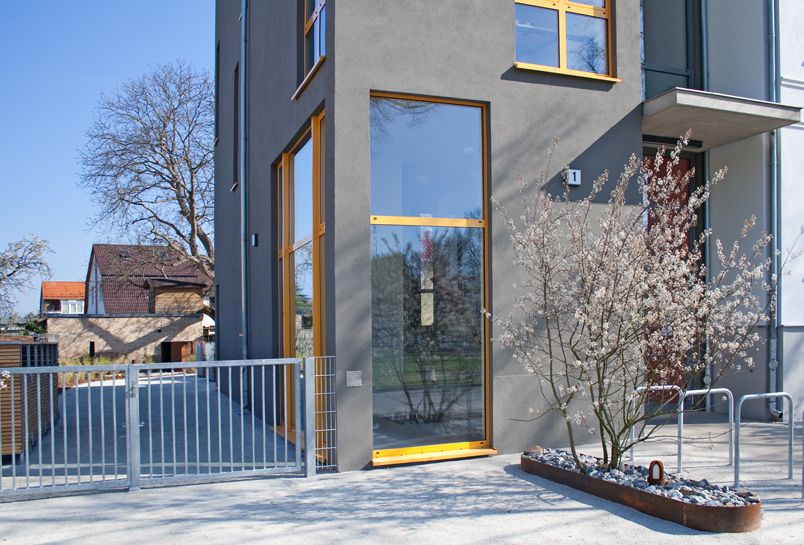 Öffentlicher Vorplatz